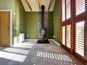 Photo 9- click for photo gallery